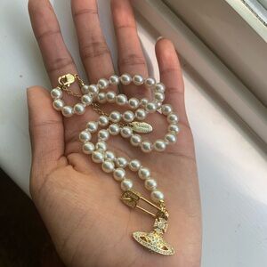 Vivienne Westwood Saturn pearl necklace